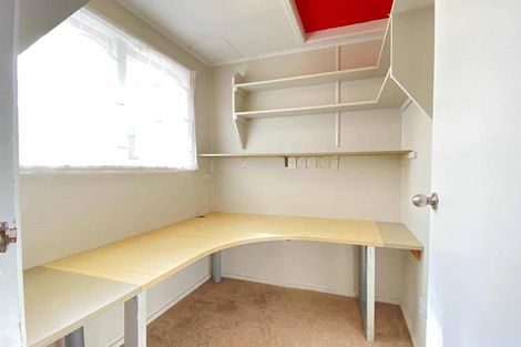 Photo of property in 39 Hill Crescent, New Lynn, Auckland, 0600