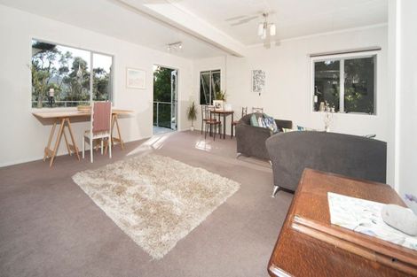 Photo of property in 44 Minnehaha Avenue, Titirangi, Auckland, 0604