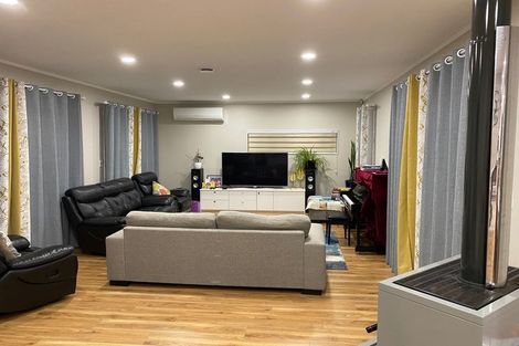 Photo of property in 18 Konini Road, Titirangi, Auckland, 0604