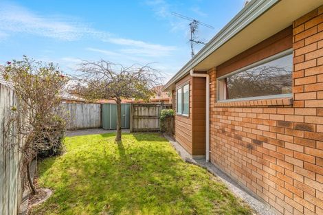 Photo of property in Holdsworth Villas, 46/2 William Donald Drive, Solway, Masterton, 5810