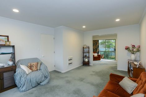 Photo of property in 2/43a O'dowd Road, Taradale, Napier, 4112