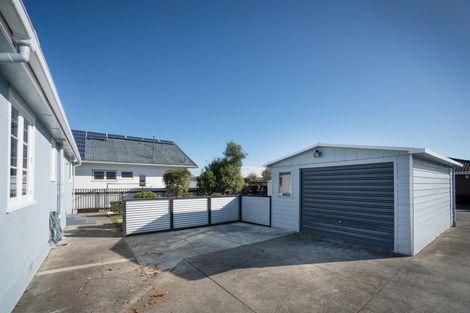 Photo of property in 19 College Street, Awapuni, Palmerston North, 4412