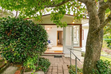 Photo of property in 1a Trelissick Crescent, Ngaio, Wellington, 6035