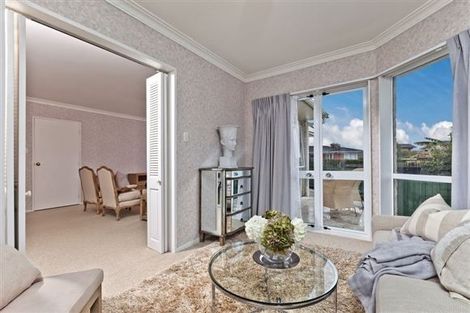 Photo of property in 2/5 Fenwick Avenue, Milford, Auckland, 0620