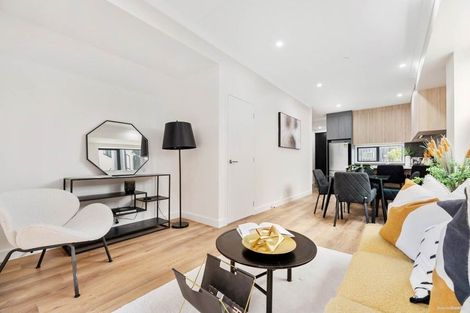 Photo of property in 8 Parkwood Avenue, Westgate, Auckland, 0614