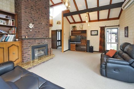 Photo of property in 72 Braid Road, St Andrews, Hamilton, 3200