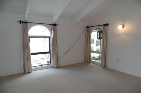 Photo of property in 368 Devonport Road, Tauranga South, Tauranga, 3112