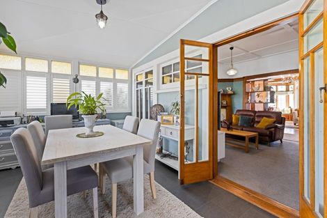 Photo of property in 146 Vigor Brown Street, Napier South, Napier, 4110