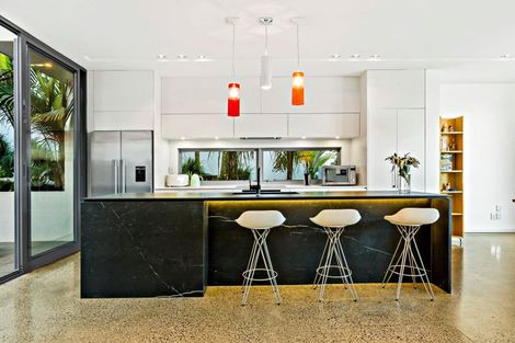 Photo of property in 25a West End Road, Herne Bay, Auckland, 1022