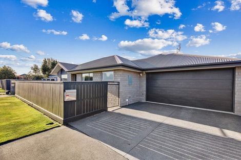 Photo of property in 13a Seymour Street, Hornby, Christchurch, 8042