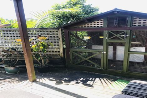 Photo of property in 1/86 Waimumu Road, Massey, Auckland, 0614