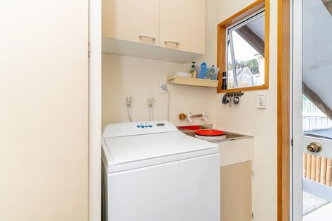 Photo of property in 22 Elwyn Crescent, Green Island, Dunedin, 9018