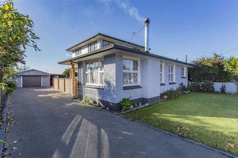 Photo of property in 122 Kippenberger Avenue, Rangiora, 7400