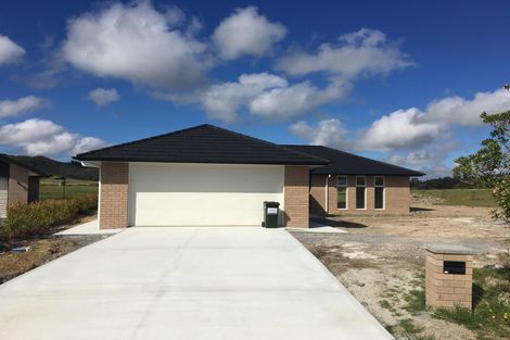 Photo of property in 12 Captains Loop, Haruru, 0204