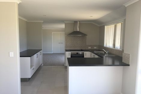 Photo of property in 12 Captains Loop, Haruru, 0204