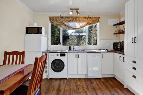 Photo of property in 23 Gibson Place, Patea, 4520