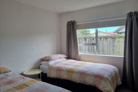 Photo of property in 81 Jellicoe Street, Martinborough, 5711