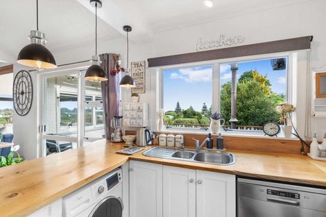 Photo of property in 39 Matai Street, Castlecliff, Whanganui, 4501