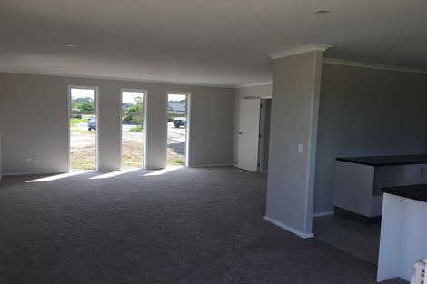 Photo of property in 12 Captains Loop, Haruru, 0204