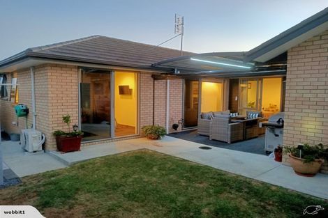 Photo of property in 86 Helenslee Road, Pokeno, 2402