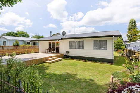 Photo of property in 11 Moore Street, Leamington, Cambridge, 3432