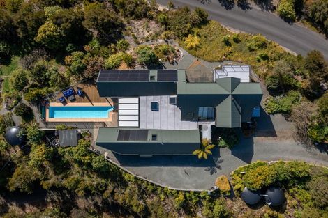 Photo of property in 102 Tokongawa Drive, Kaiteriteri, Motueka, 7197