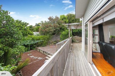 Photo of property in 2/596 Whangaparaoa Road, Stanmore Bay, Whangaparaoa, 0932