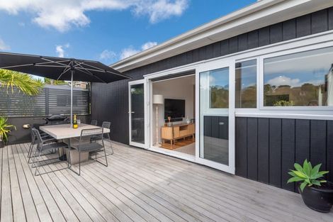 Photo of property in 42 Matipo Road, Mairangi Bay, Auckland, 0630