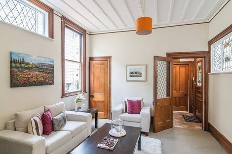 Photo of property in 266 The Terrace, Te Aro, Wellington, 6011