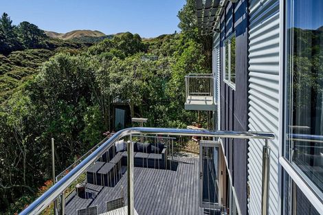 Photo of property in 101 Cluny Road, Plimmerton, Porirua, 5026