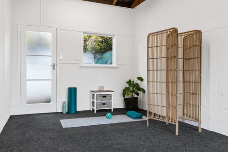 Photo of property in 25 Whitaker Street, Otumoetai, Tauranga, 3110