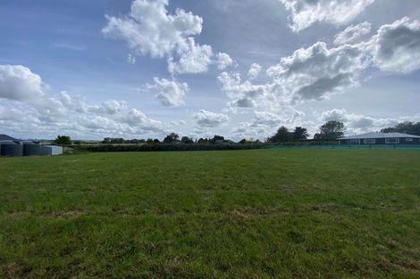 Photo of property in 4 Whare Roto Drive, Waipukurau, 4282