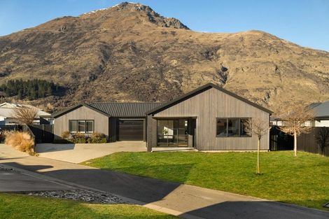 Photo of property in 6 Masons Court, Lower Shotover, Queenstown, 9304