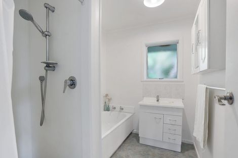 Photo of property in 82c Woodglen Road, Glen Eden, Auckland, 0602