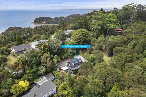 Photo of property in 109 Takahe Road, Titirangi, Auckland, 0604