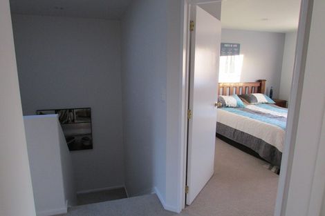 Photo of property in 6/14 Fields Parade, Oteha, Auckland, 0632