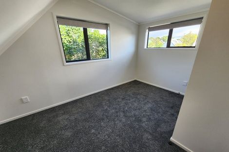 Photo of property in 25 Caspian Close, New Lynn, Auckland, 0600