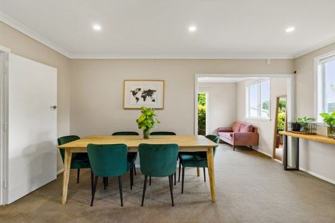 Photo of property in 4b Lancaster Road, Beach Haven, Auckland, 0626