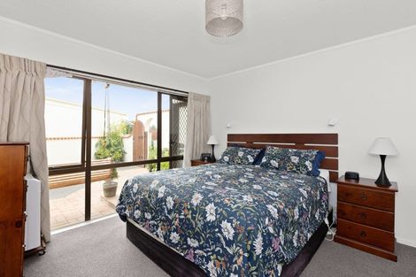 Photo of property in 8b Banff Place, Tamatea, Napier, 4112