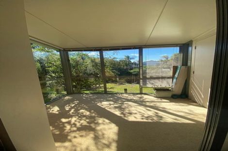 Photo of property in 10 Wheaton Place, Glen Eden, Auckland, 0602