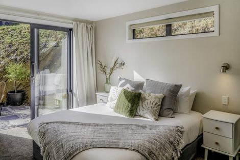 Photo of property in 67 Mcdonnell Road, Arrowtown, 9302