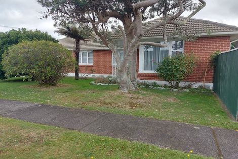 Photo of property in 1 Craig Grove, Elderslea, Upper Hutt, 5018