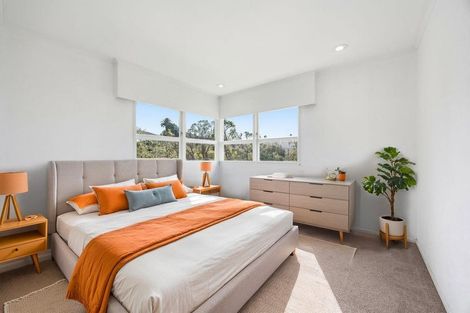 Photo of property in 4 Riverhills Avenue, Pakuranga Heights, Auckland, 2010