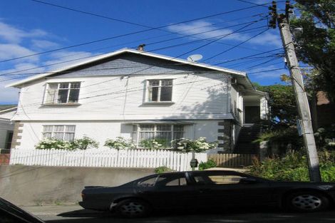 Photo of property in 1/83 Bolton Street, Kelburn, Wellington, 6012