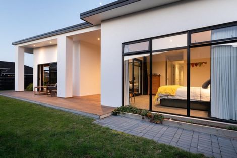 Photo of property in 23 Selliera Place, Papamoa Beach, Papamoa, 3118