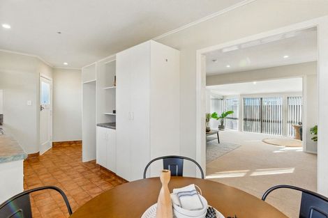 Photo of property in 49 Toru Road, Paraparaumu Beach, Paraparaumu, 5032