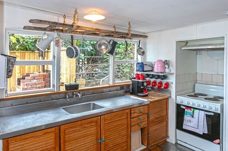 Photo of property in 974 Thames Coast Sh25 Road, Kereta, Thames, 3575