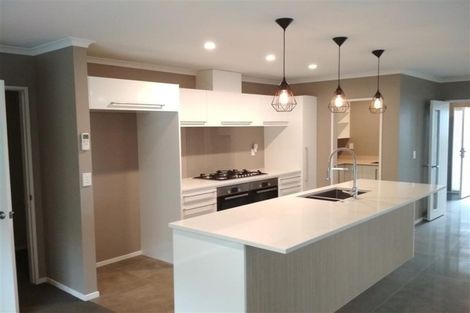 Photo of property in 114 Amesbury Drive, Churton Park, Wellington, 6037