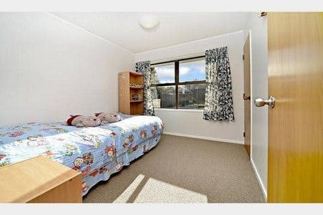 Photo of property in 2/39 Alfriston Road, Manurewa East, Auckland, 2102