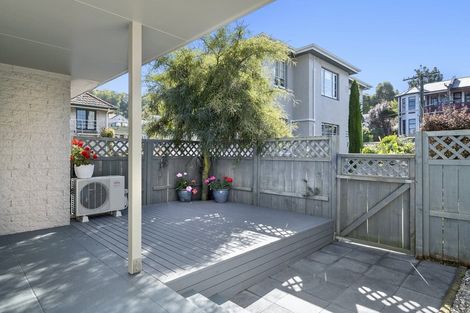 Photo of property in 53 Manor Place, Dunedin Central, Dunedin, 9016